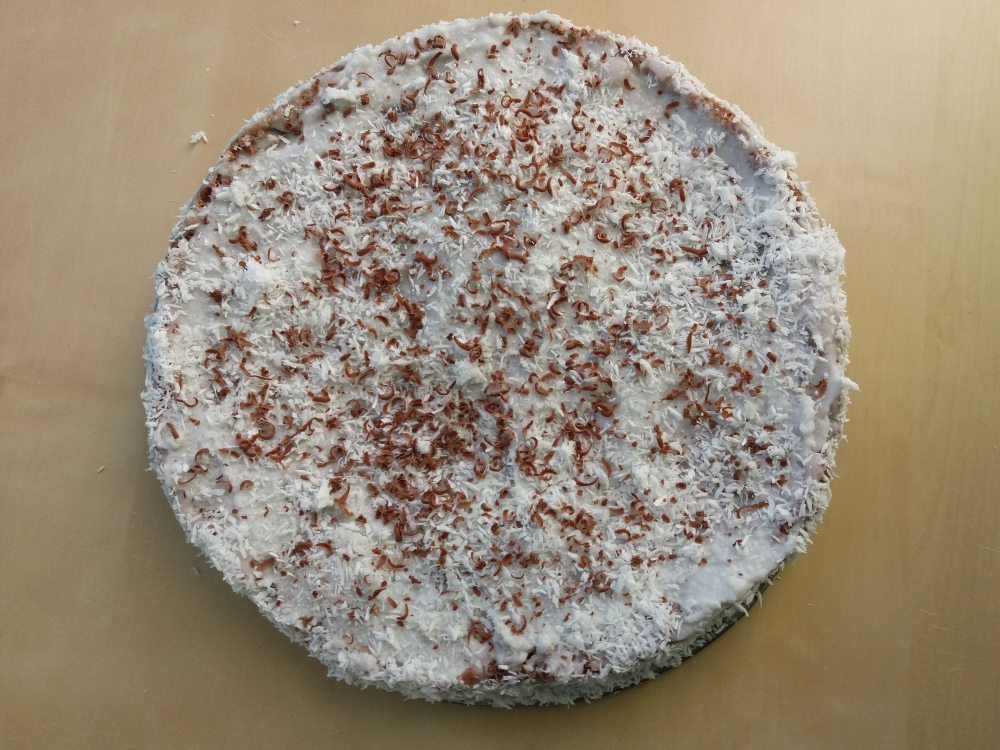 Tort kokoswo-czekoladowy z wiśniami